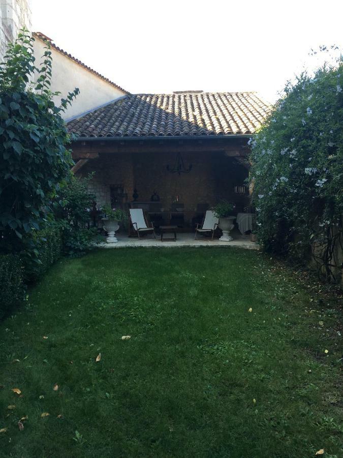 L'Ancien Couvent Cahuzac Bed & Breakfast Exterior photo