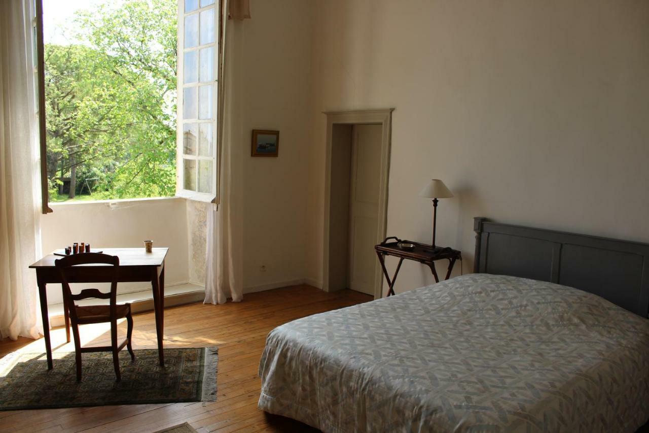L'Ancien Couvent Cahuzac Bed & Breakfast Exterior photo